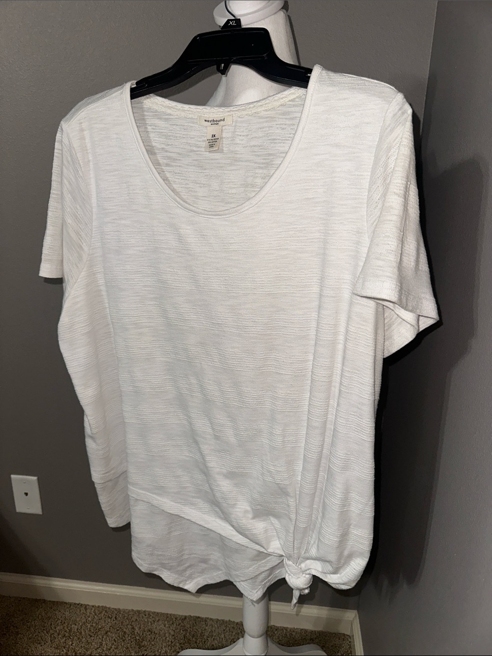 Westbound Women’s White Scoop Neck Knot Front Tee